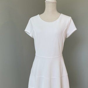White Short Sleeved Fit and Flare Dress size M
